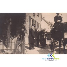 15 1924 installatie bm. Bruns voor het huis